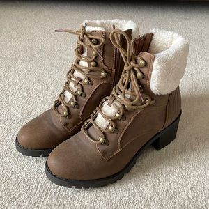 Women’s boots